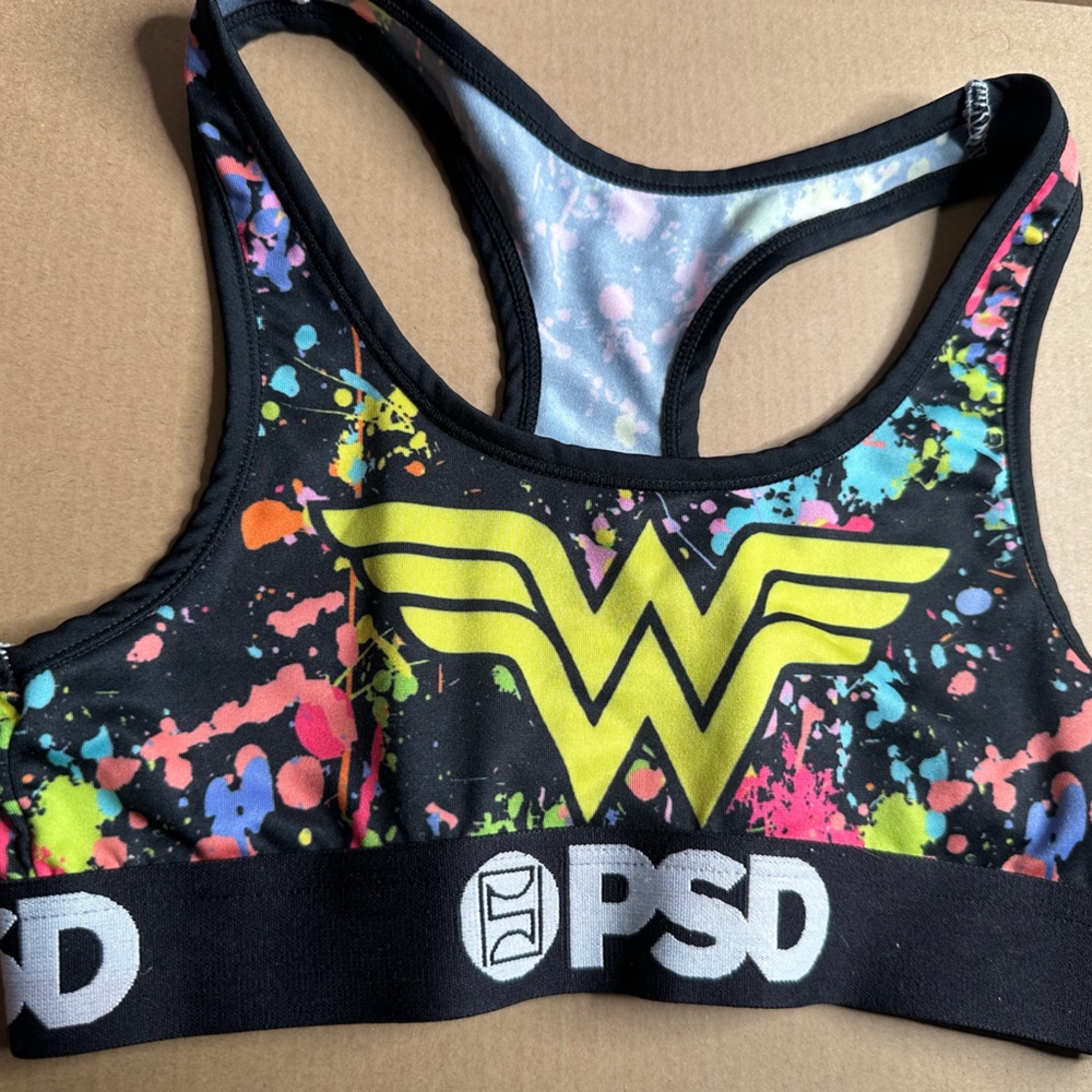 Athletic bra